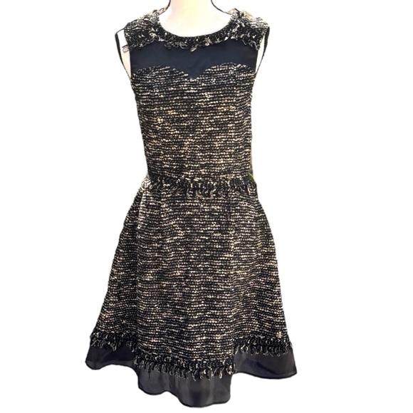 St. John Dresses & Skirts - St. John Couture Black & Gold Dress Sz 2